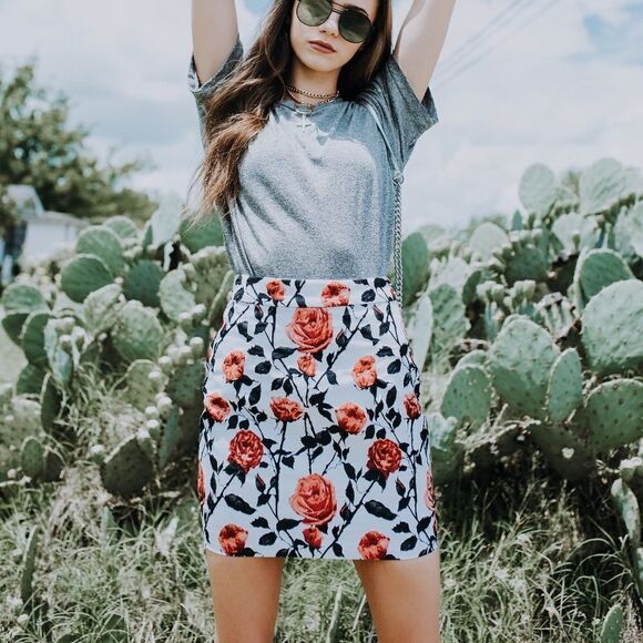 Asilio Case of Roses Mini Skirt - Floral - Size XS - Picture 6 of 10